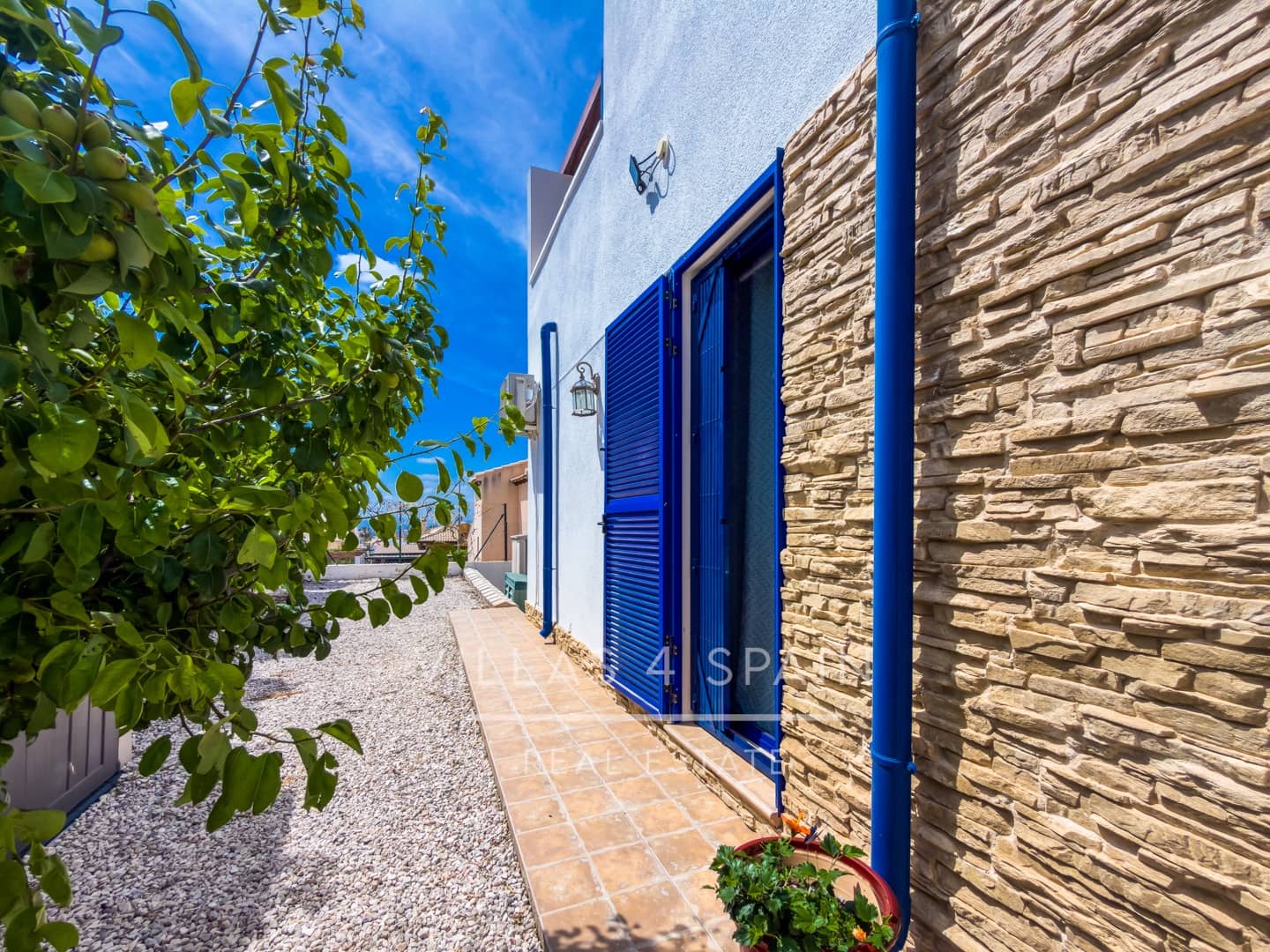 7 soveværelse Villa til salg i Fortuna med swimmingpool garage - € 289.950 (Ref: 9891153)