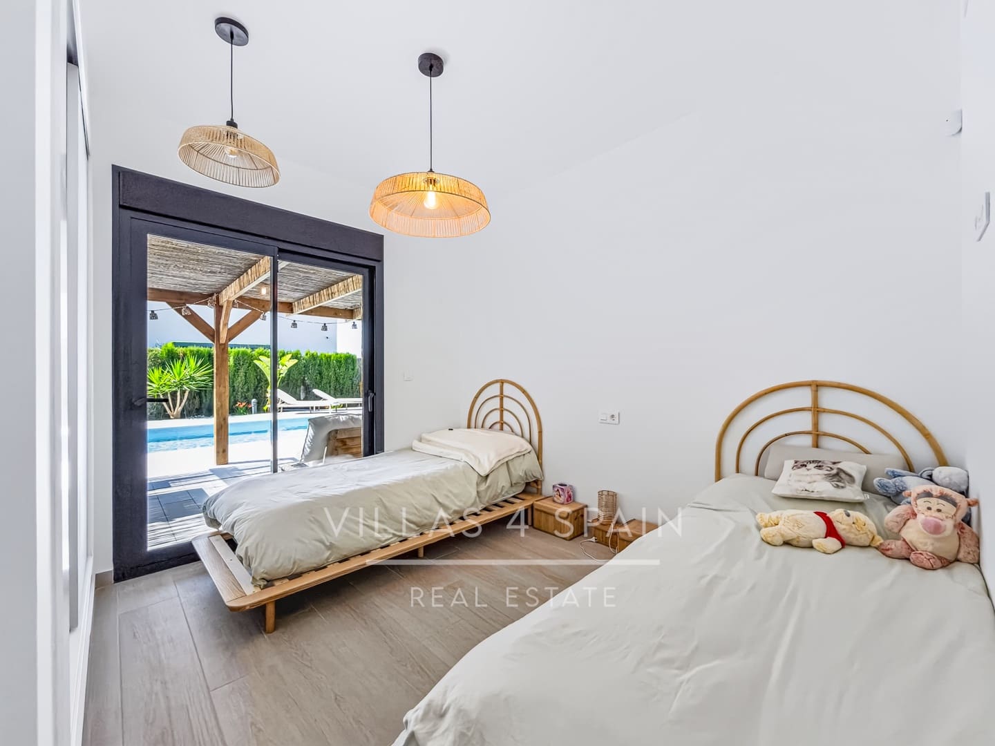 3 slaapkamer Villa te koop in Algorfa met zwembad garage - € 649.000 (Ref: 9906756)