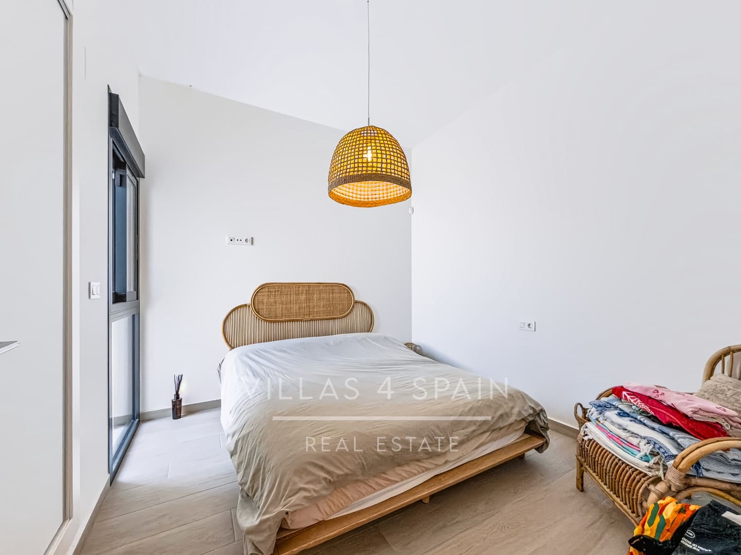 3 slaapkamer Villa te koop in Algorfa met zwembad garage - € 649.000 (Ref: 9906756)