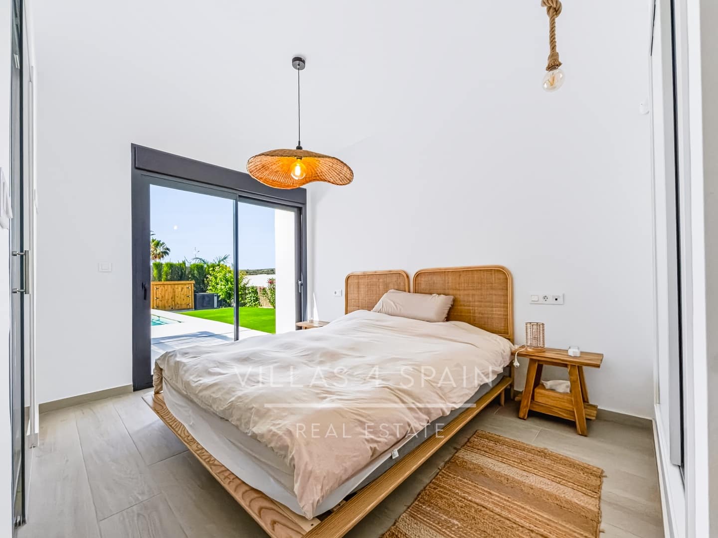 3 slaapkamer Villa te koop in Algorfa met zwembad garage - € 649.000 (Ref: 9906756)