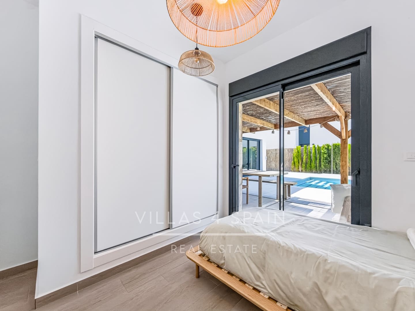 3 slaapkamer Villa te koop in Algorfa met zwembad garage - € 649.000 (Ref: 9906756)