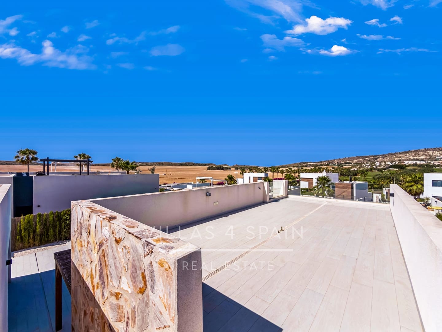 3 slaapkamer Villa te koop in Algorfa met zwembad garage - € 649.000 (Ref: 9906756)