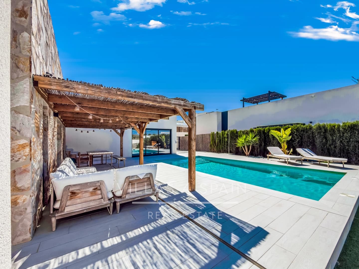 3 slaapkamer Villa te koop in Algorfa met zwembad garage - € 649.000 (Ref: 9906756)