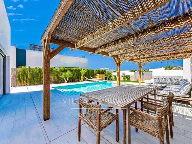 3 slaapkamer Villa te koop in Algorfa met zwembad garage - € 649.000 (Ref: 9906756)