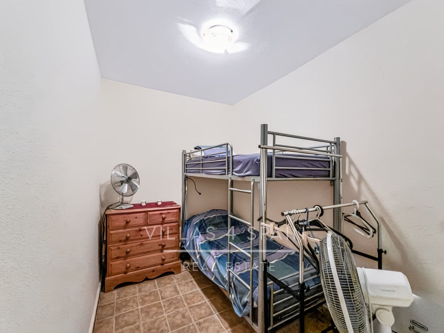 7 soveværelse Villa til salg i Fortuna med swimmingpool garage - € 289.950 (Ref: 9906757)