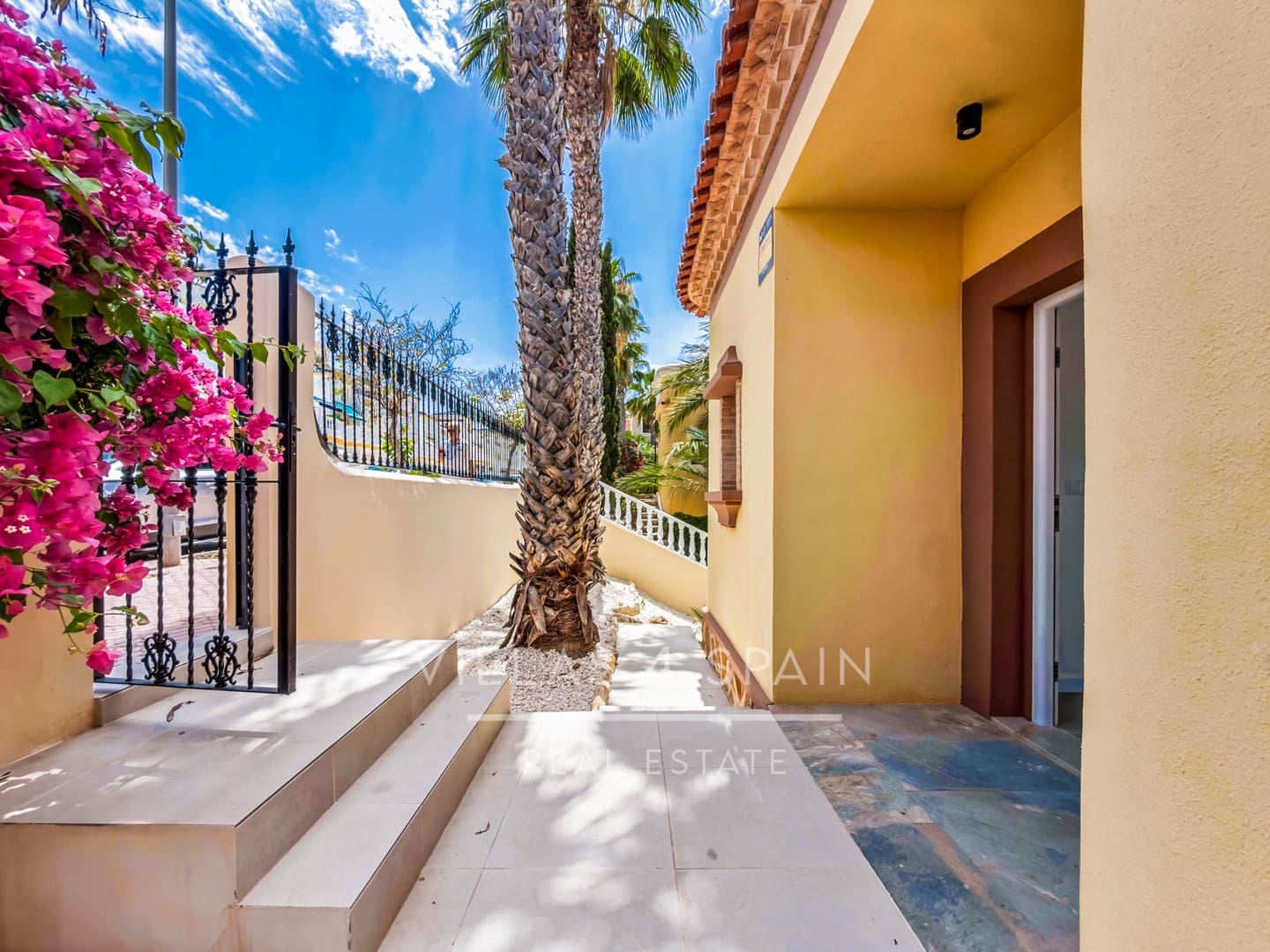 3 chambre Villa/Maison à vendre à Ciudad Quesada avec piscine - 499 000 € (Ref: 9928674)