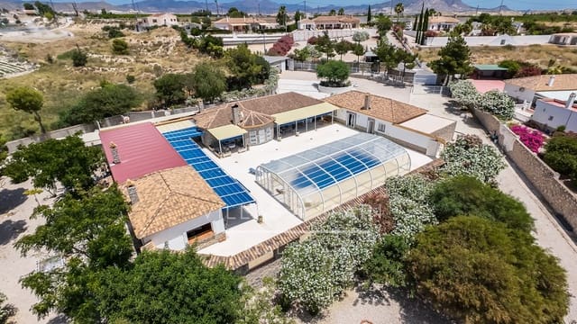 Chalet de 6 habitaciones en Fortuna en venta con piscina garaje - 749.000 € (Ref: 9932771)