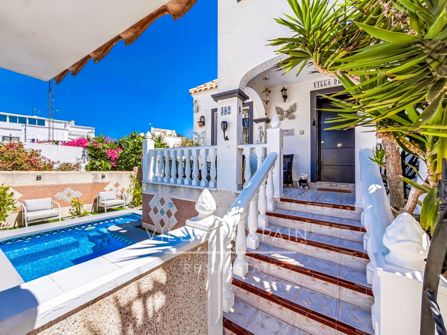 3 soveværelse Byhus til salg i Orihuela Costa med swimmingpool - € 245.000 (Ref: 9943278)