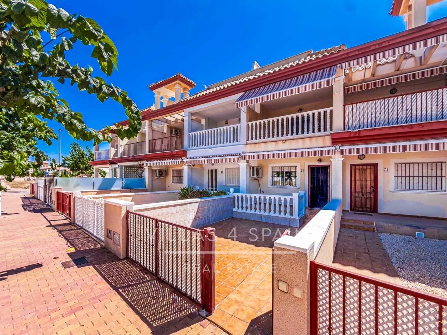 3 quarto Casa em Banda para venda em San Pedro del Pinatar com piscina - 199 500 € (Ref: 9946936)