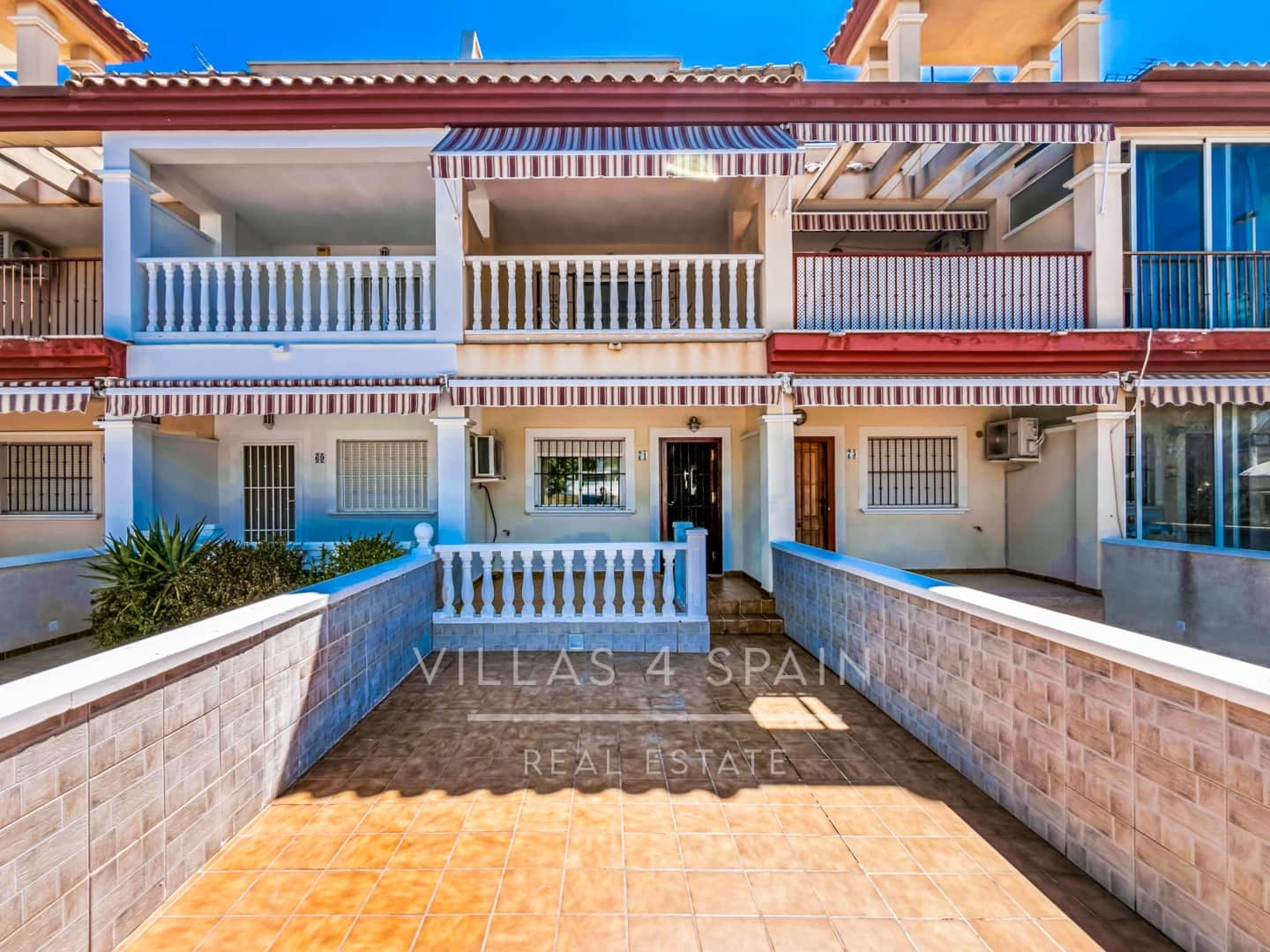 3 quarto Casa em Banda para venda em San Pedro del Pinatar com piscina - 199 500 € (Ref: 9946936)