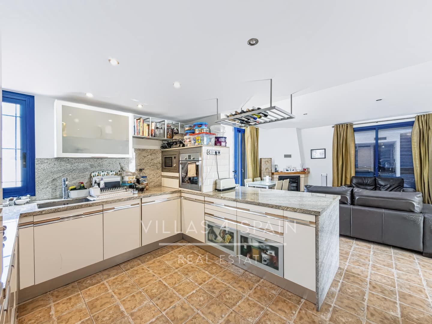 3 soveværelse Villa til salg i Fortuna med swimmingpool - € 299.000 (Ref: 9996036)