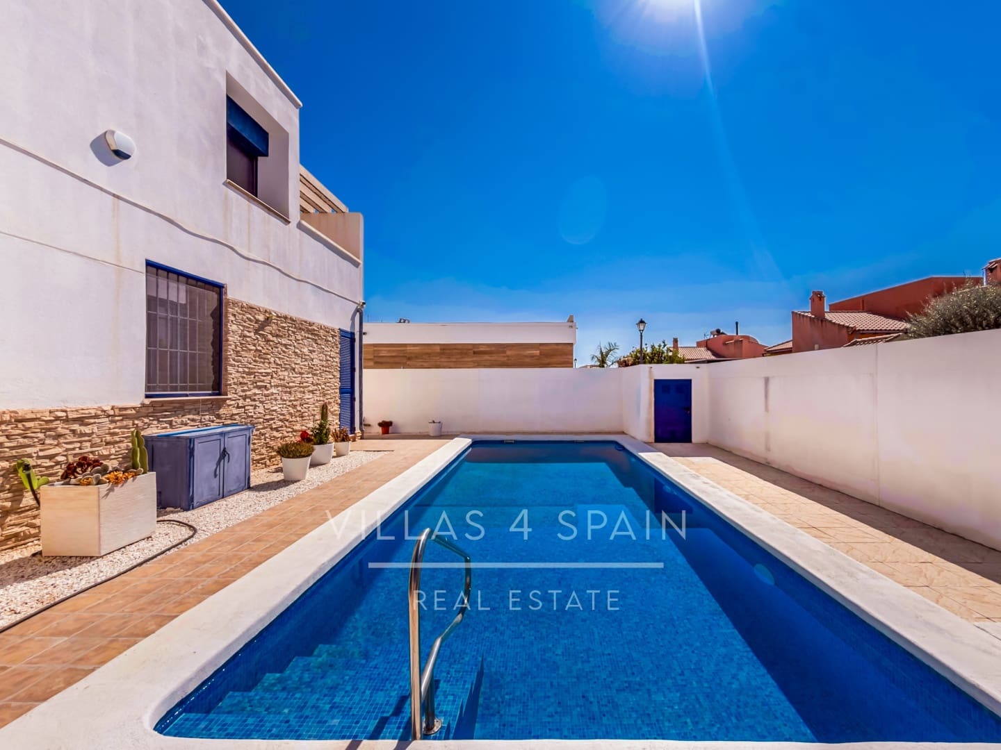 3 soveværelse Villa til salg i Fortuna med swimmingpool - € 299.000 (Ref: 9996036)