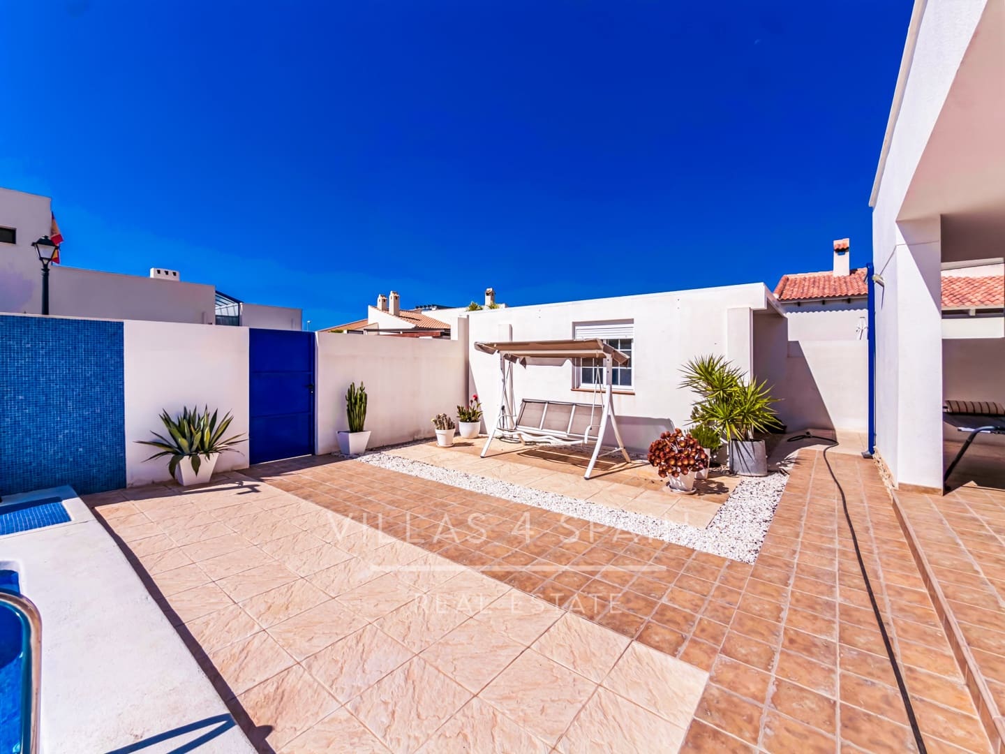 3 soveværelse Villa til salg i Fortuna med swimmingpool - € 299.000 (Ref: 9996036)
