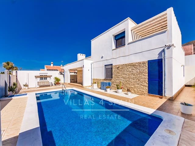3 soveværelse Villa til salg i Fortuna med swimmingpool - € 299.000 (Ref: 9996036)