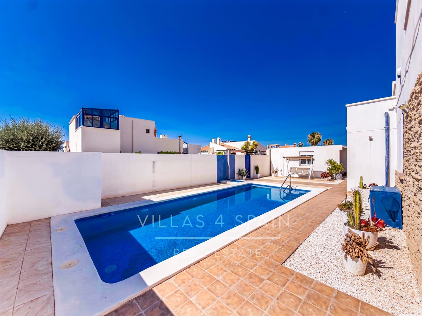 3 soveværelse Villa til salg i Fortuna med swimmingpool - € 299.000 (Ref: 9996036)