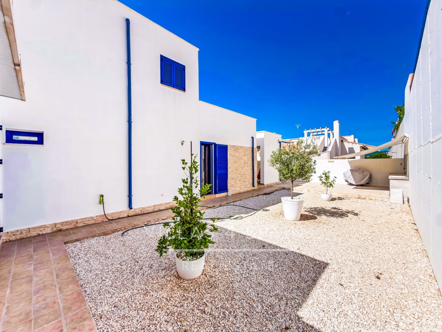 3 soveværelse Villa til salg i Fortuna med swimmingpool - € 299.000 (Ref: 9996036)