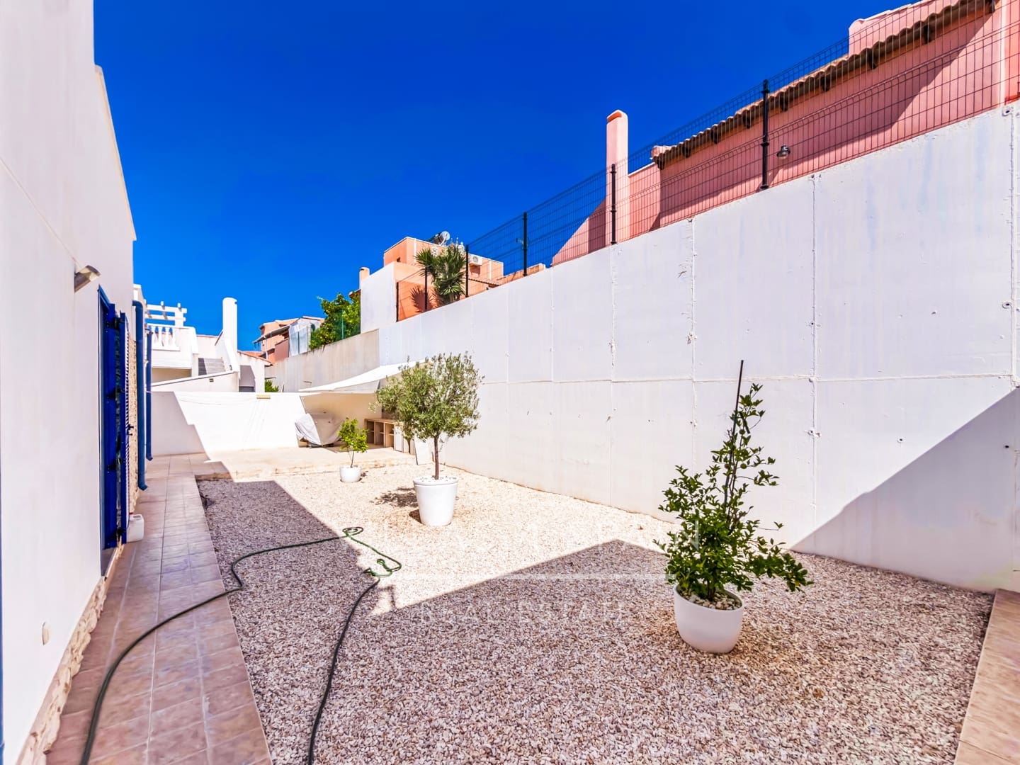 3 soveværelse Villa til salg i Fortuna med swimmingpool - € 299.000 (Ref: 9996036)