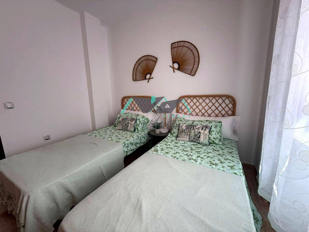 3 soveværelse Lejlighed til salg i Los Collados med swimmingpool garage - € 140.000 (Ref: 9332877)