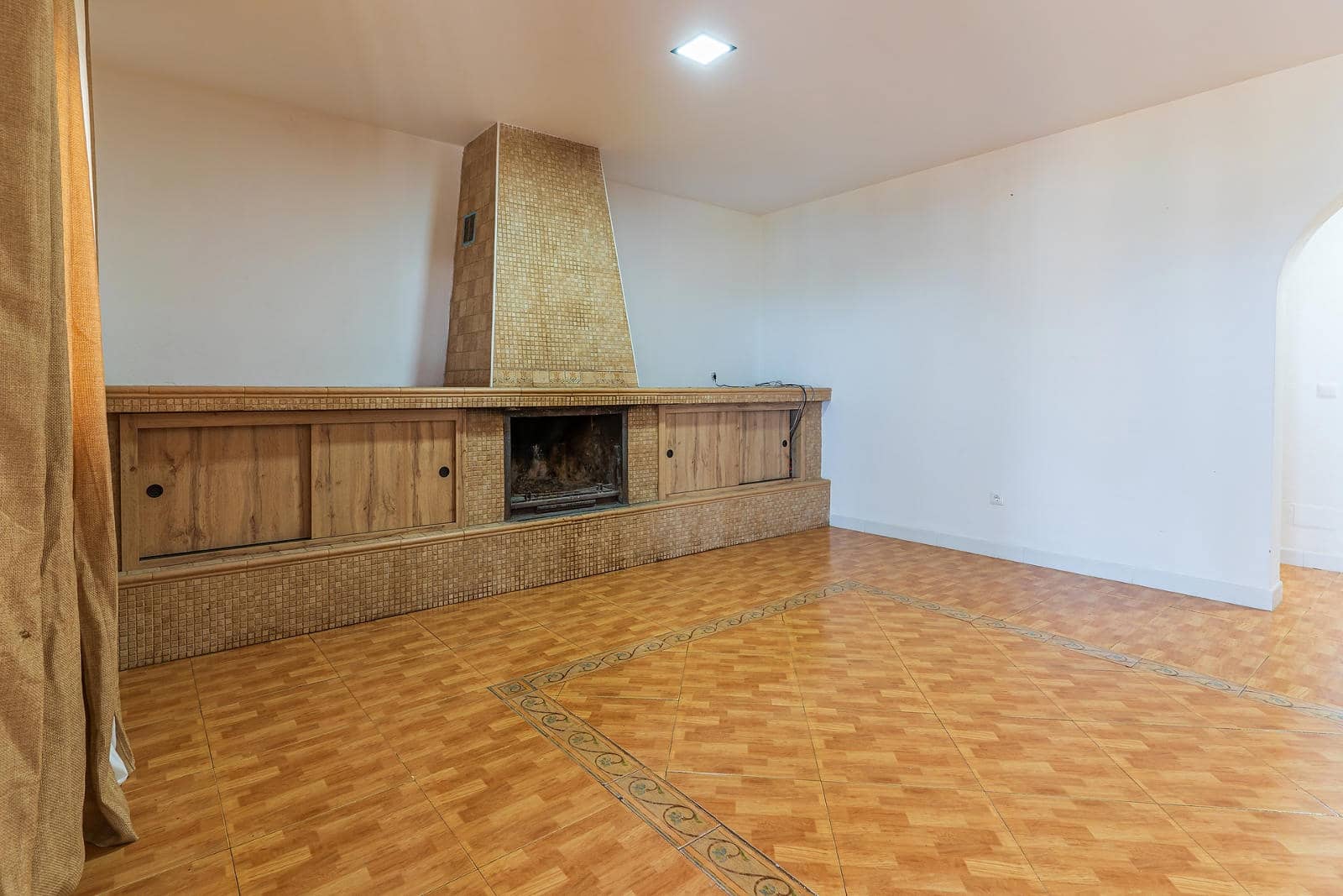 3 soveværelse Finca/Landehus til salg i Niebla med swimmingpool - € 255.000 (Ref: 8337264)