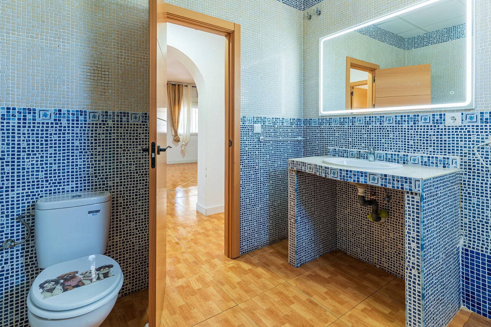 3 soveværelse Finca/Landehus til salg i Niebla med swimmingpool - € 255.000 (Ref: 8337264)