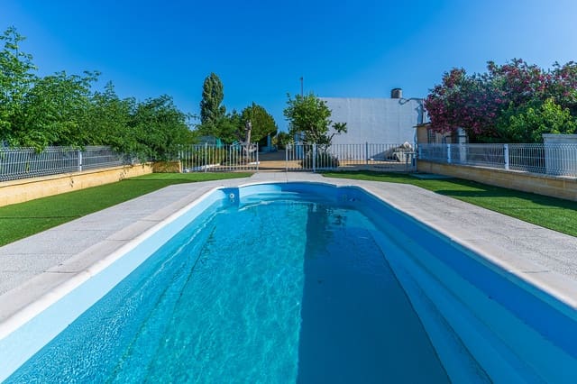 3 camera da letto Finca/Casa di Campagna in vendita in La Palma del Condado con piscina - 209.999 € (Rif: 8399706)