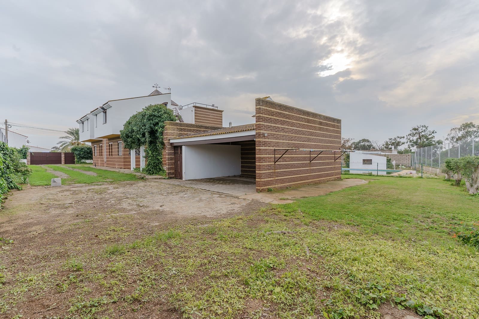 7 soveværelse Villa til salg i Ayamonte med swimmingpool garage - € 439.000 (Ref: 8664876)