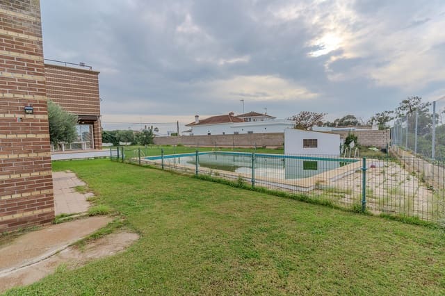 7 Zimmer Villa zu verkaufen in Ayamonte mit Pool Garage - 449.000 € (Ref: 8664876)