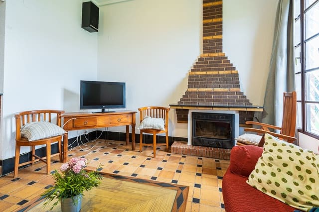 7 bedroom Villa for sale in Ayamonte with pool garage - € 439,000 (Ref: 8664876)