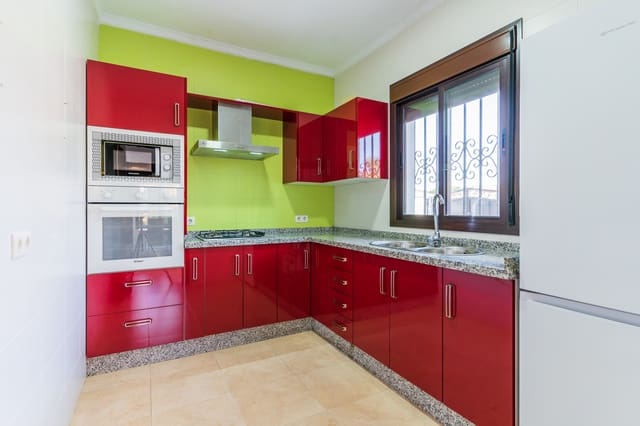 4 Zimmer Villa zu verkaufen in Moguer - 300.000 € (Ref: 8864182)