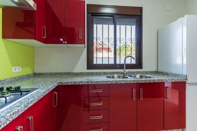 4 Zimmer Villa zu verkaufen in Moguer - 300.000 € (Ref: 8864182)