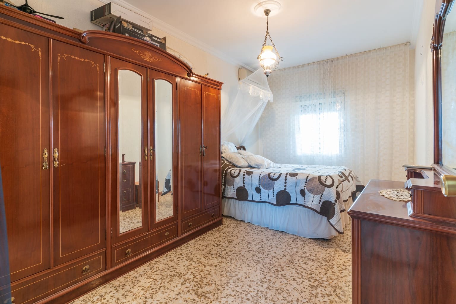 5 soveværelse Finca/Landehus til salg i Bonares med swimmingpool garage - € 259.999 (Ref: 9406090)