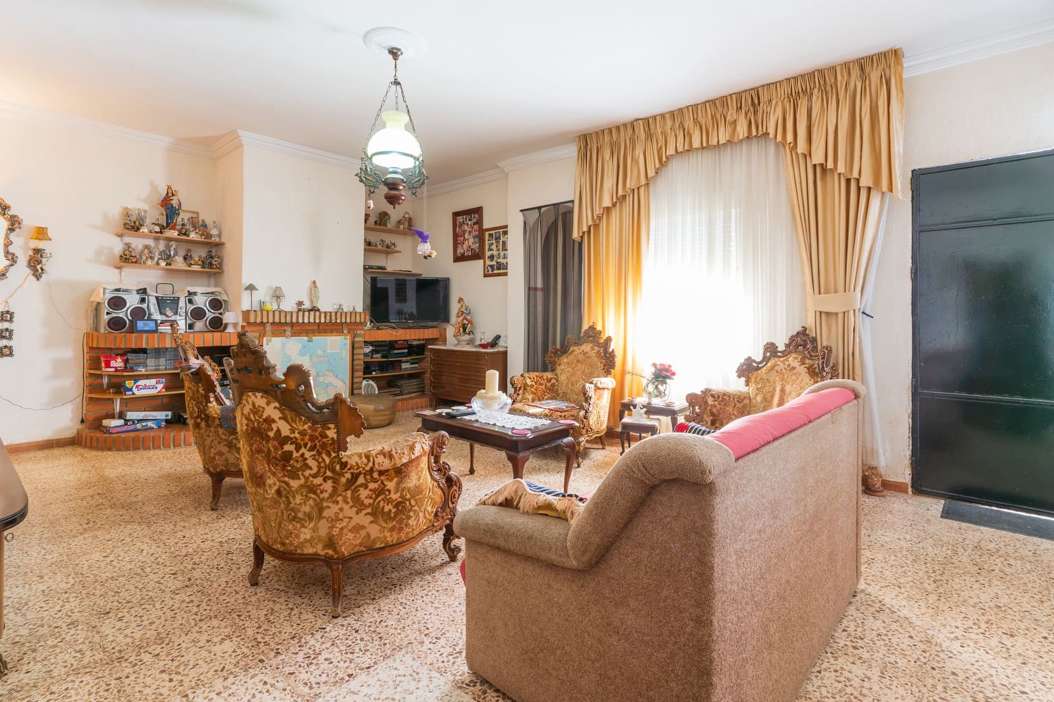 5 soveværelse Finca/Landehus til salg i Bonares med swimmingpool garage - € 259.999 (Ref: 9406090)