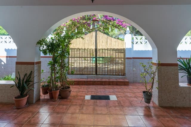 5 soveværelse Finca/Landehus til salg i Bonares med swimmingpool garage - € 259.999 (Ref: 9406090)