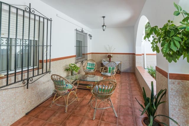 5 soveværelse Finca/Landehus til salg i Bonares med swimmingpool garage - € 259.999 (Ref: 9406090)