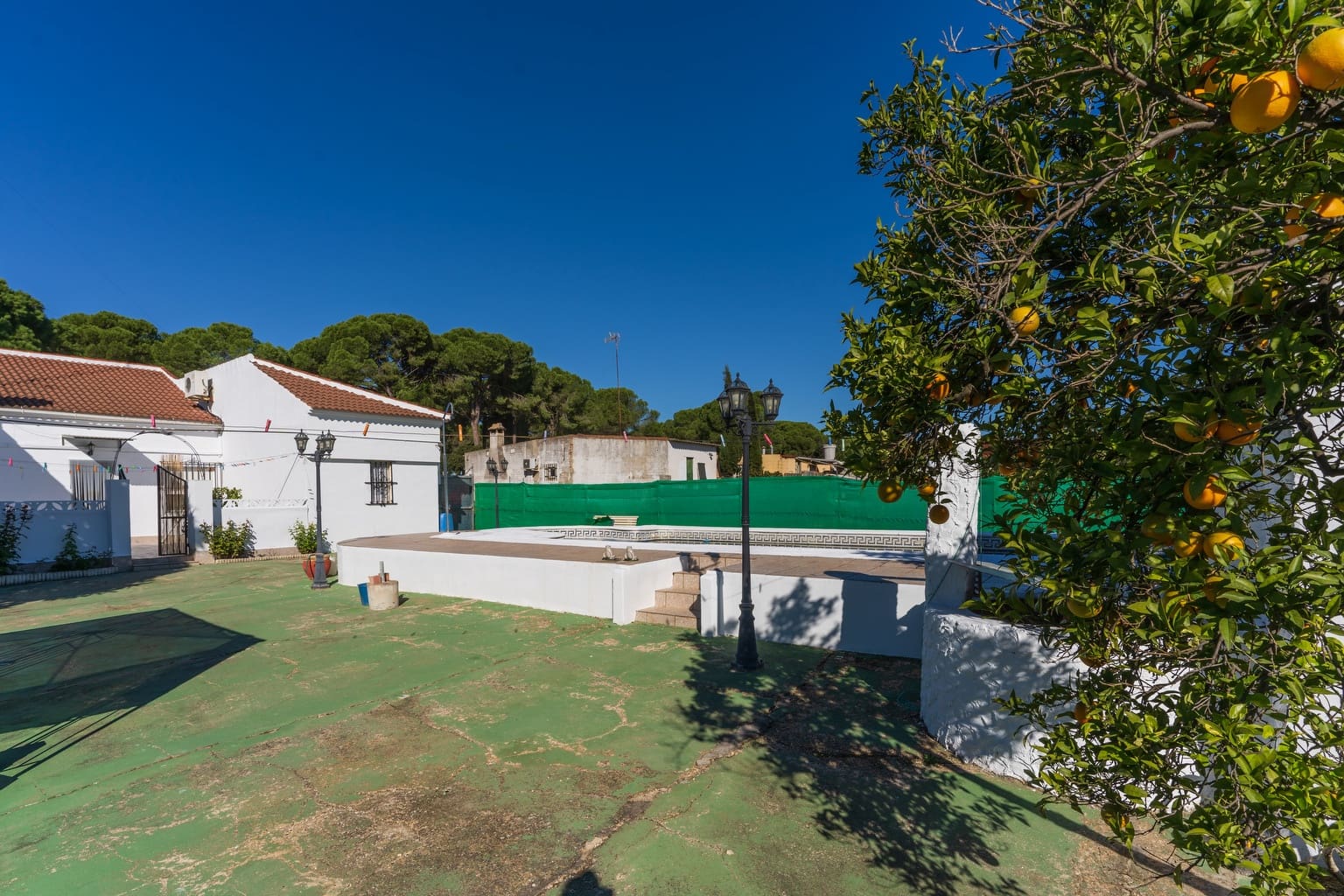 5 soveværelse Finca/Landehus til salg i Bonares med swimmingpool garage - € 259.999 (Ref: 9406090)