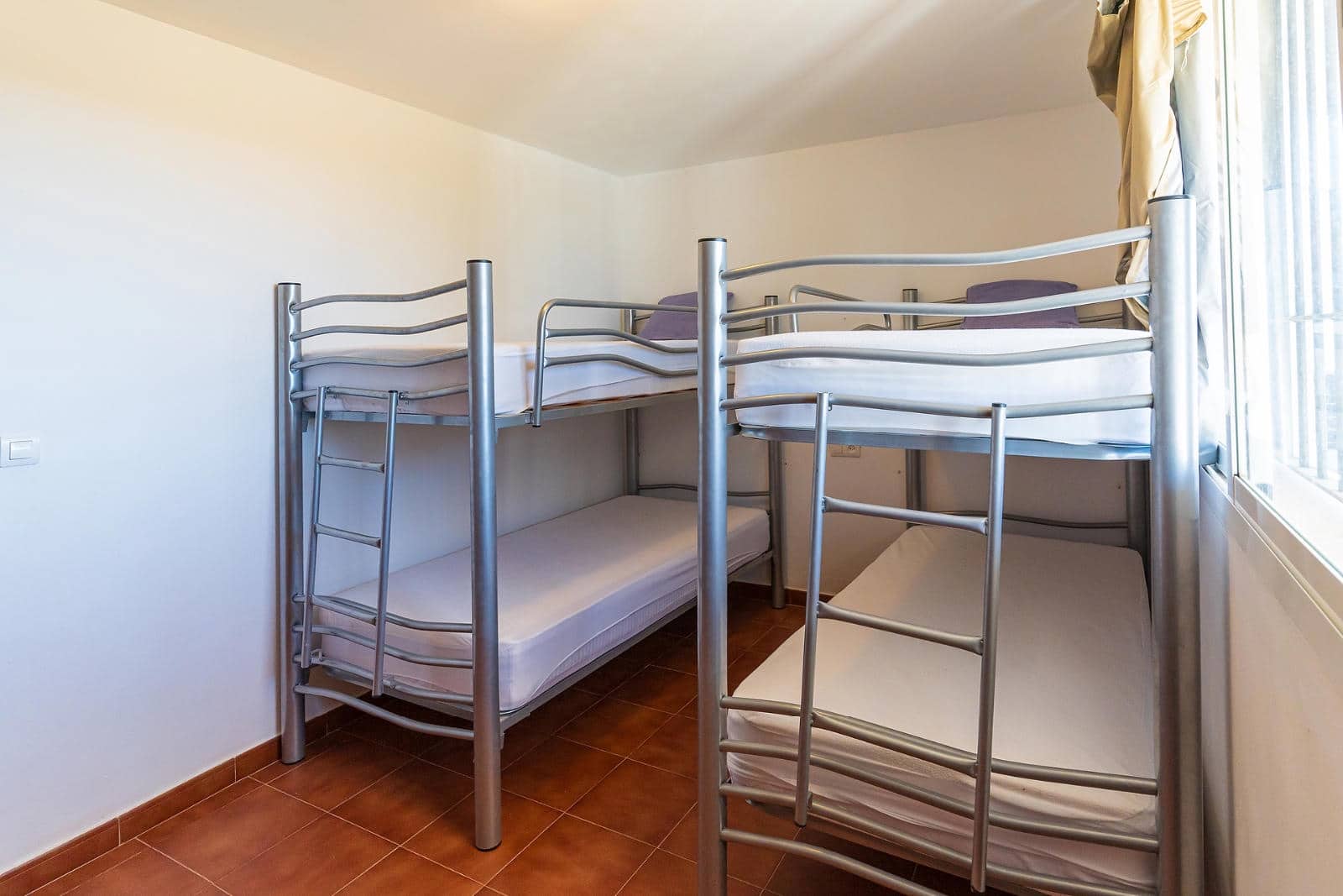 2 makuuhuone Majatalo/aamiaismajoitus myytävänä paikassa Calanas mukana uima-altaan - 1 325 000 € (Ref: 9441111)