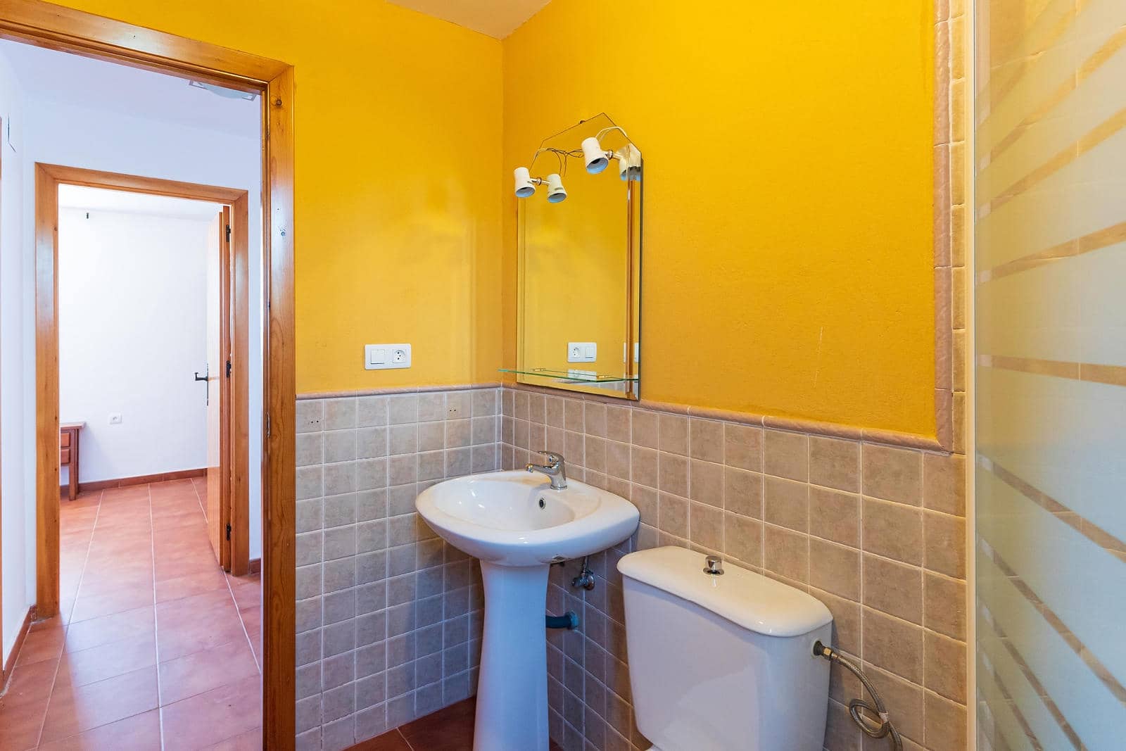 2 makuuhuone Majatalo/aamiaismajoitus myytävänä paikassa Calanas mukana uima-altaan - 1 325 000 € (Ref: 9441111)