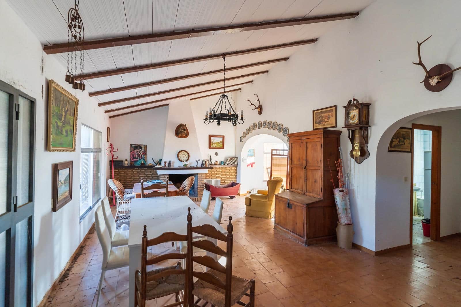 2 makuuhuone Majatalo/aamiaismajoitus myytävänä paikassa Calanas mukana uima-altaan - 1 325 000 € (Ref: 9441111)