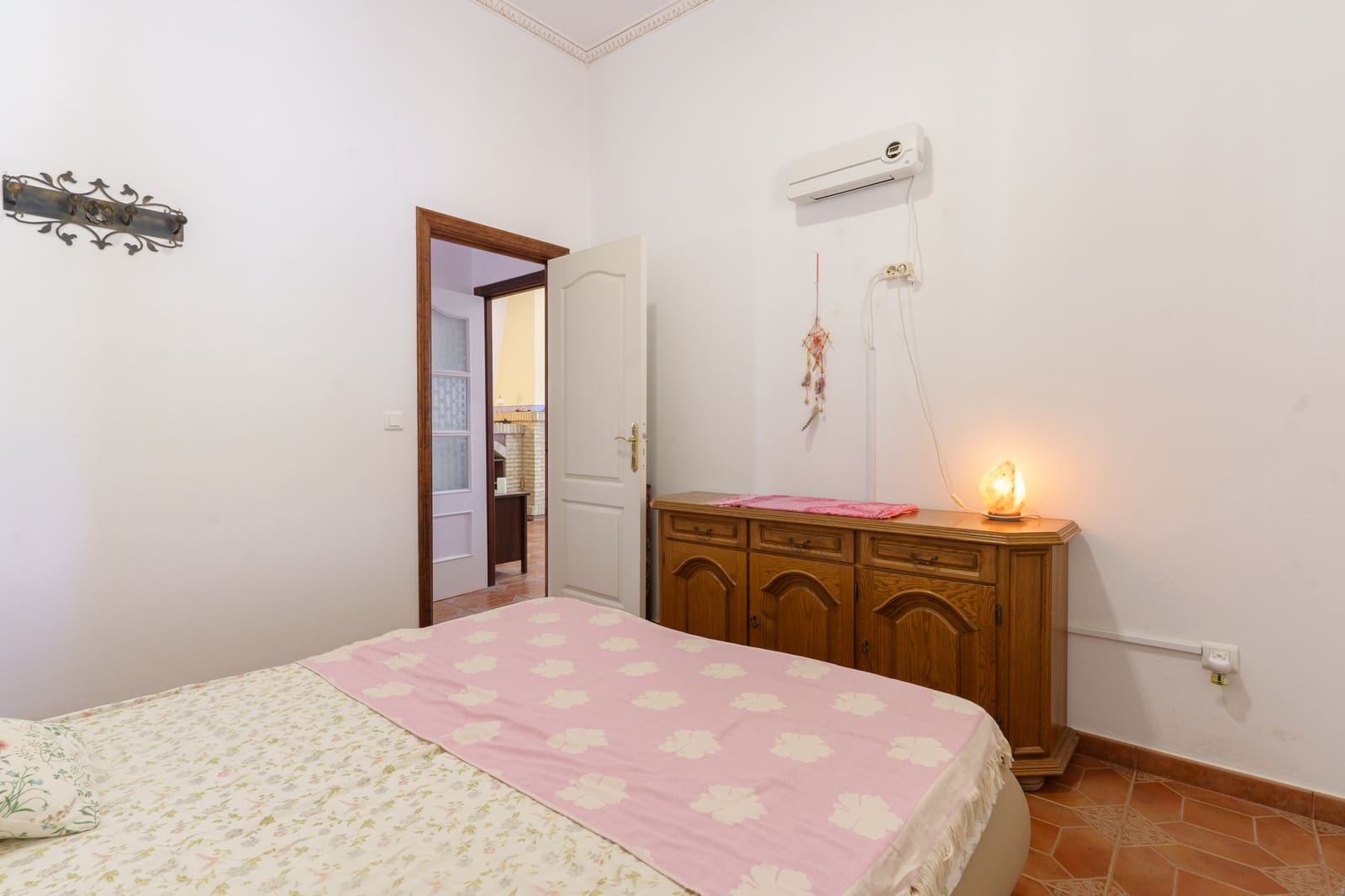 4 soverom Finca/Herregård til salgs i La Palma del Condado med svømmebasseng - € 219 999 (Ref: 9972781)