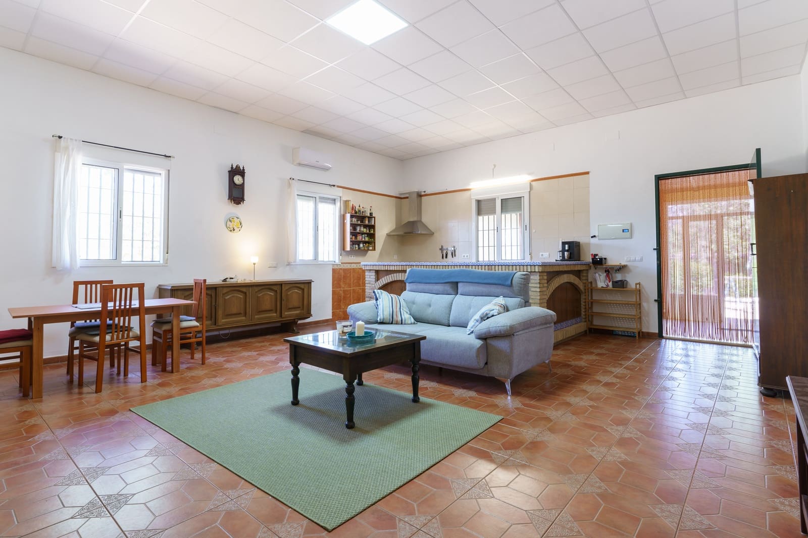 4 soverom Finca/Herregård til salgs i La Palma del Condado med svømmebasseng - € 219 999 (Ref: 9972781)