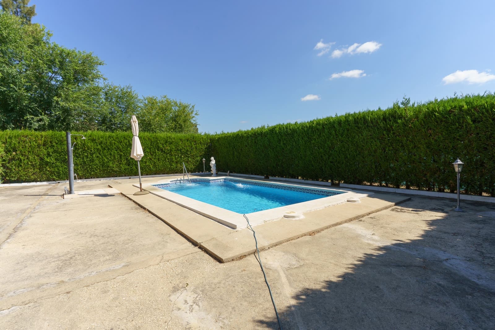 4 soverom Finca/Herregård til salgs i La Palma del Condado med svømmebasseng - € 219 999 (Ref: 9972781)