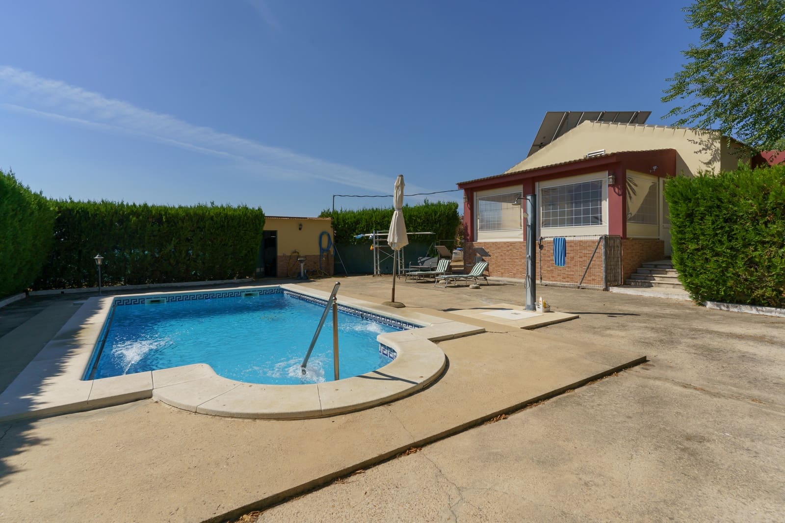 4 soverom Finca/Herregård til salgs i La Palma del Condado med svømmebasseng - € 219 999 (Ref: 9972781)