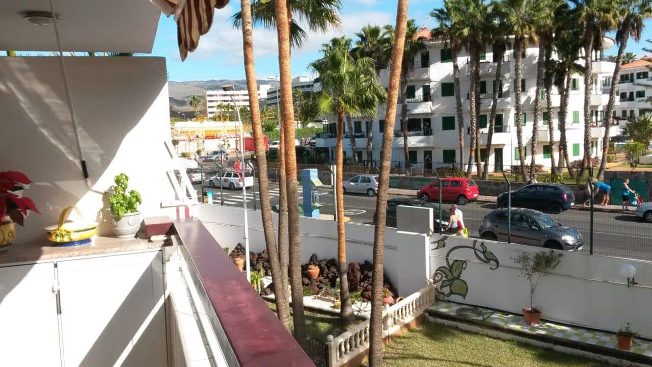 1 bedroom Flat for sale in San Bartolome de Tirajana with pool - € 225,000 (Ref: 9499976)