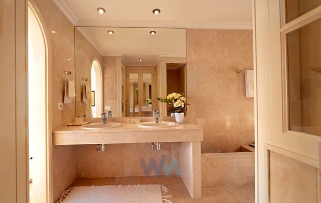 2 soverom Bungalow til salgs i Playa del Inglés, San Bartolomé de Tirajana med garasje - € 780 000 (Ref: 9499977)