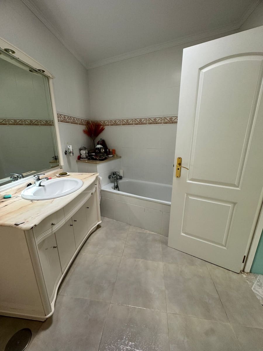 3 slaapkamer Villa te koop in Mogan met garage - € 390.000 (Ref: 9499978)