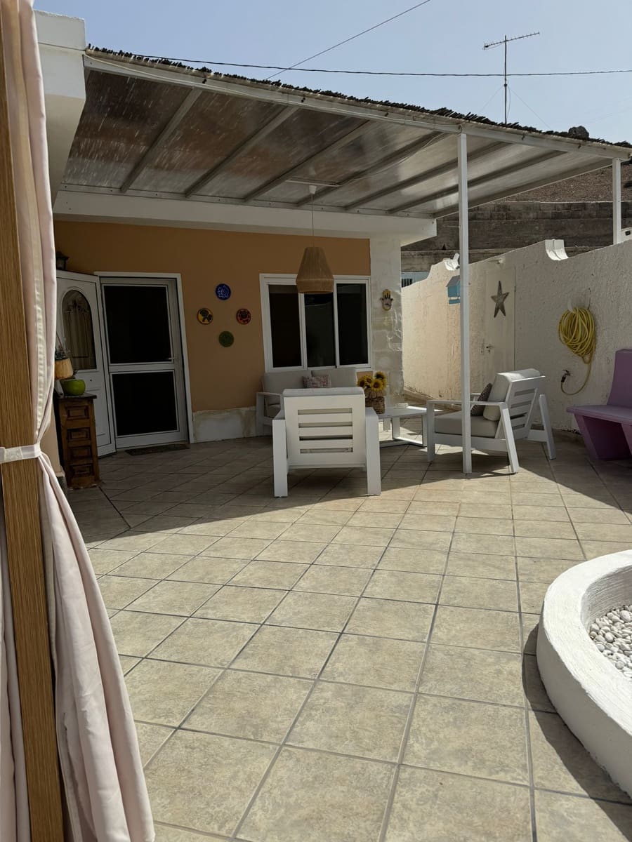 3 slaapkamer Villa te koop in Mogan met garage - € 390.000 (Ref: 9499978)