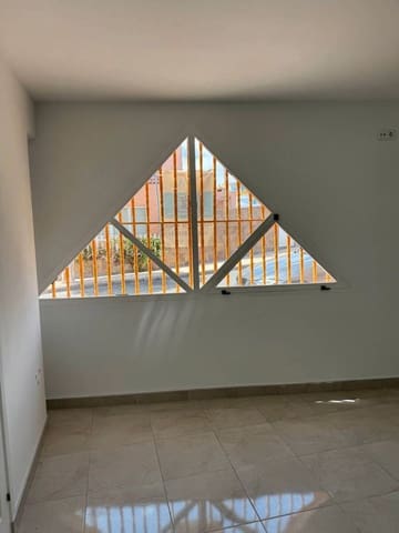 Erhverv til salg i San Bartolomé de Tirajana - € 88.000 (Ref: 9499979)