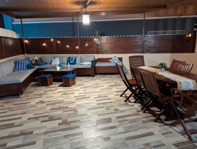 4 chambre Maison de Ville à vendre à San Bartolomé de Tirajana avec piscine - 525 000 € (Ref: 9499980)