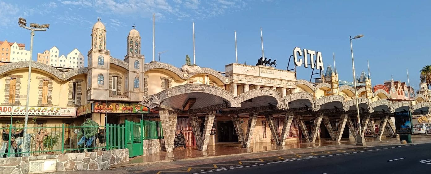 Commercial for sale in San Bartolome de Tirajana - € 40,000 (Ref: 9499983)