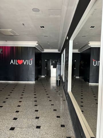 Kaupallinen vuokrattavana paikassa Meloneras, San Bartolomé de Tirajana - 4 000 € (Ref: 9499985)